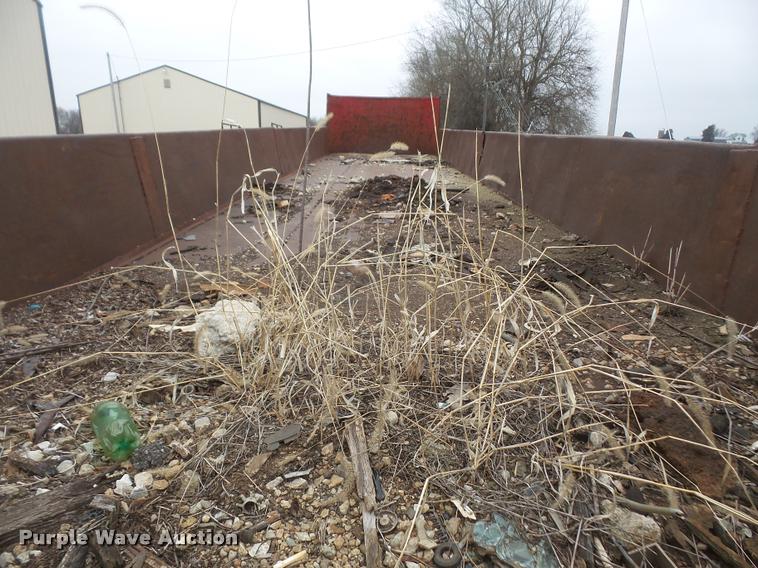 image for item DB2989 1969 Fontaine DTW-1-554 flatbed trailer