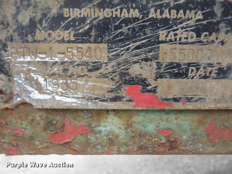 image for item DB2989 1969 Fontaine DTW-1-554 flatbed trailer