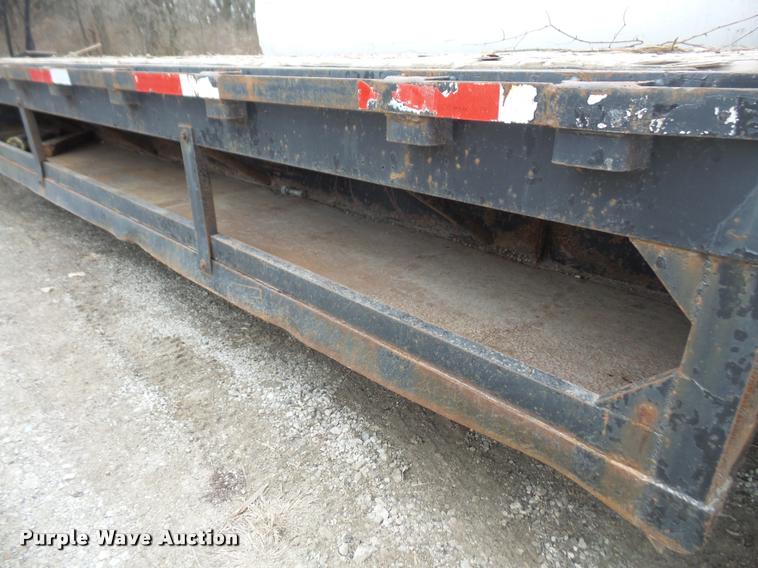 image for item DB2996 1989 Great Dane drop deck trailer