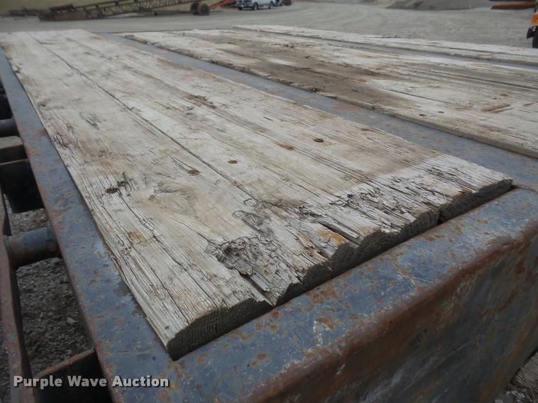 image for item DB2996 1989 Great Dane drop deck trailer