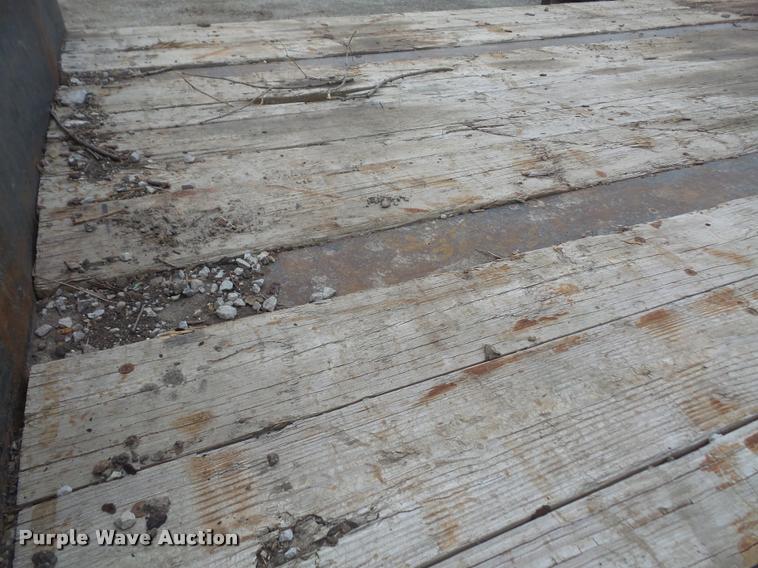 image for item DB2996 1989 Great Dane drop deck trailer