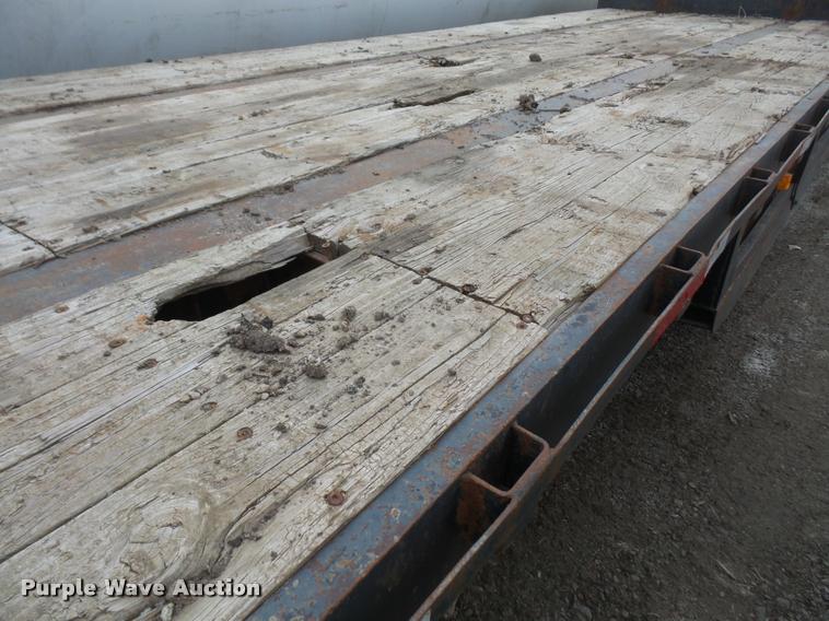 image for item DB2996 1989 Great Dane drop deck trailer