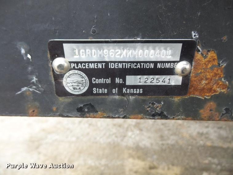 image for item DB2996 1989 Great Dane drop deck trailer