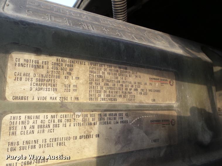 image for item DB3529 2004 Freightliner Columbia semi truck