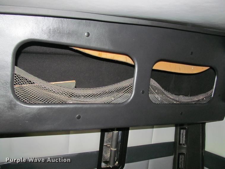 image for item J2623 1996 Volvo WIA semi truck