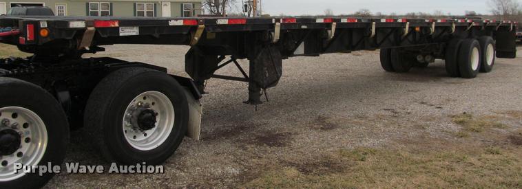 image for item J2624 1989 Gulfstream extendable flatbed trailer
