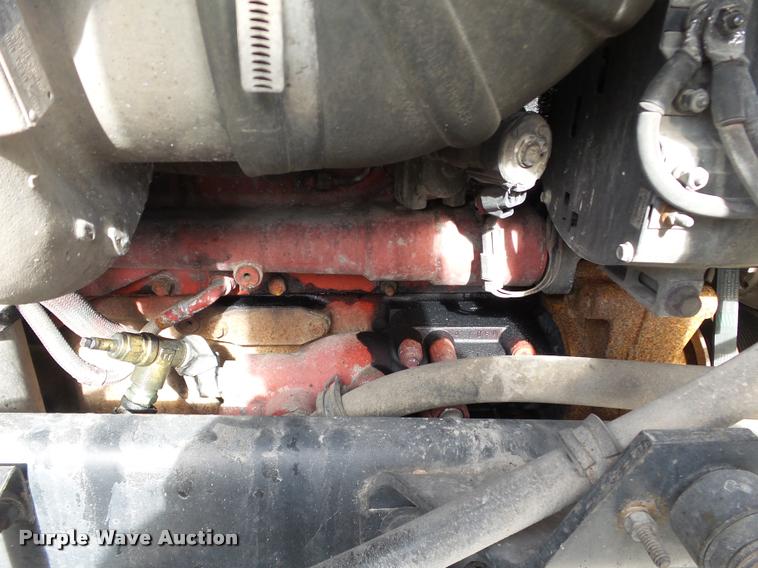 image for item J2640 2007 International 9400i semi truck