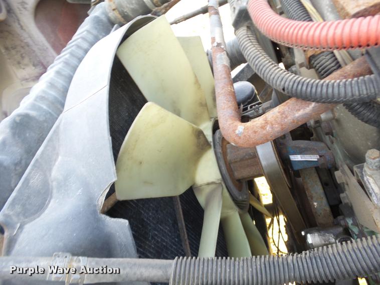 image for item J2643 2007 Freightliner Columbia semi truck