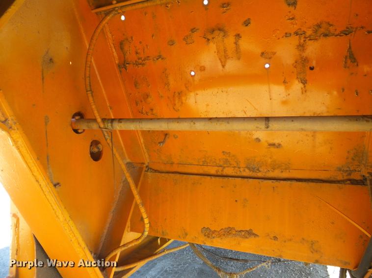 image for item K3346 1969 Com-Camp drop deck equipment trailer