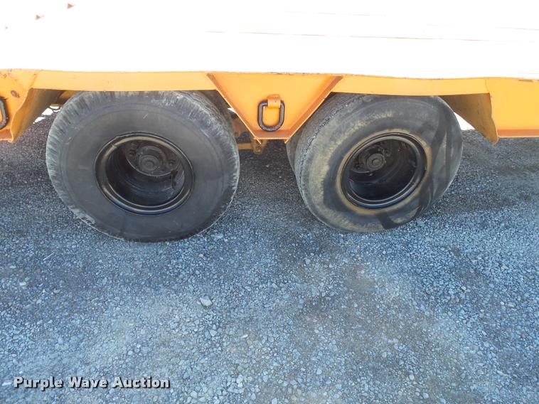 image for item K3346 1969 Com-Camp drop deck equipment trailer