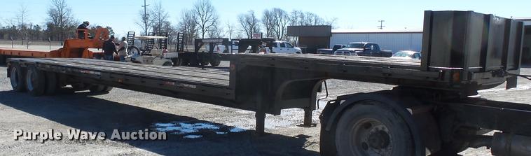 image for item K3347 1987 Fruehauf drop deck trailer