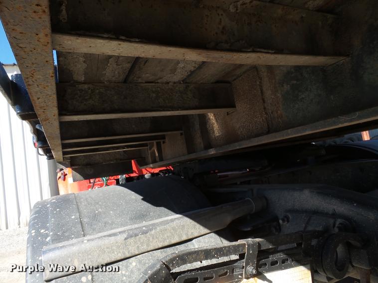 image for item K3347 1987 Fruehauf drop deck trailer