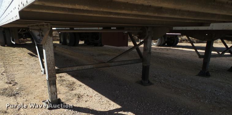 image for item L1625 2006 Lufkin dry van trailer