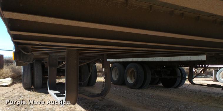 image for item L1625 2006 Lufkin dry van trailer