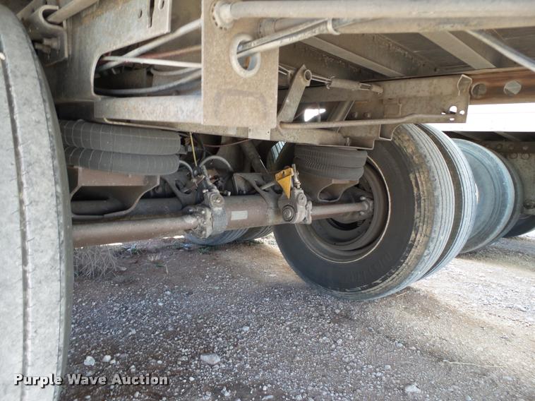 image for item L1625 2006 Lufkin dry van trailer