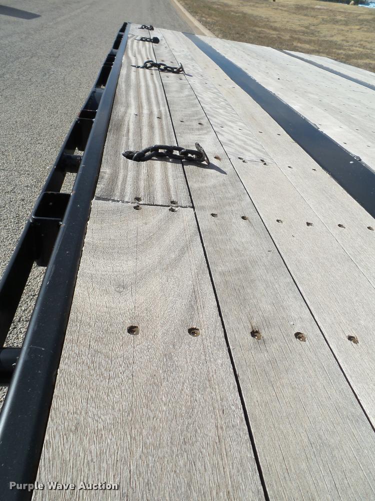 image for item L1629 2015 Utility Trailers drop deck trailer