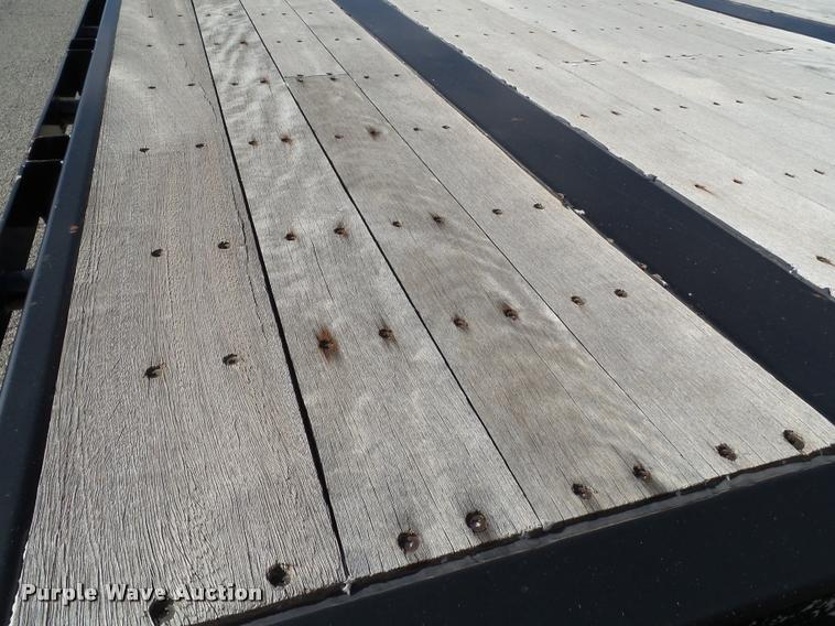 image for item L1629 2015 Utility Trailers drop deck trailer