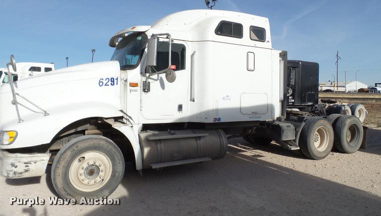 image for item L1638 2007 International 9400i semi truck