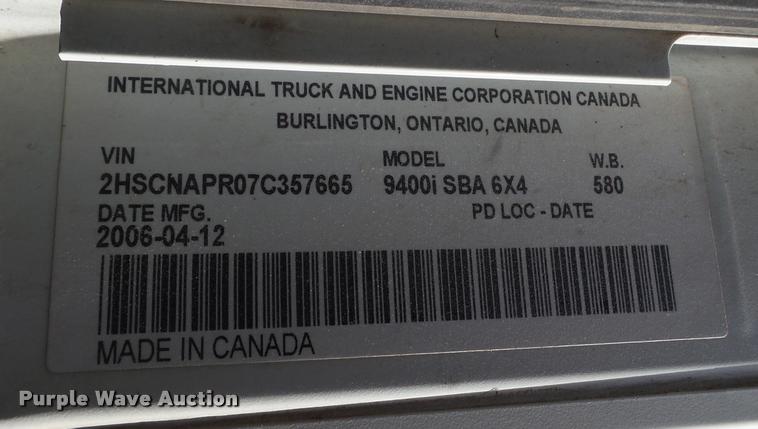 image for item L1638 2007 International 9400i semi truck