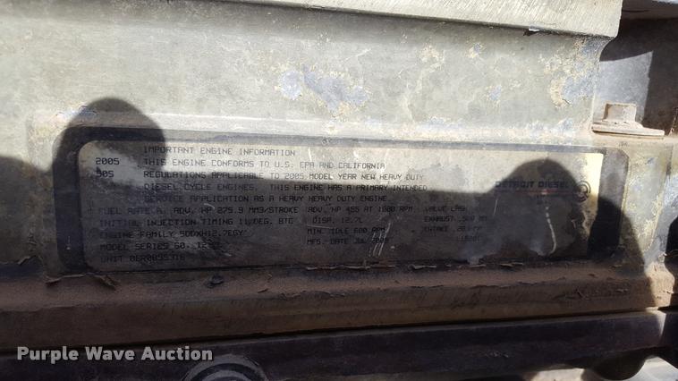 image for item L1640 2006 Freightliner Columbia semi truck