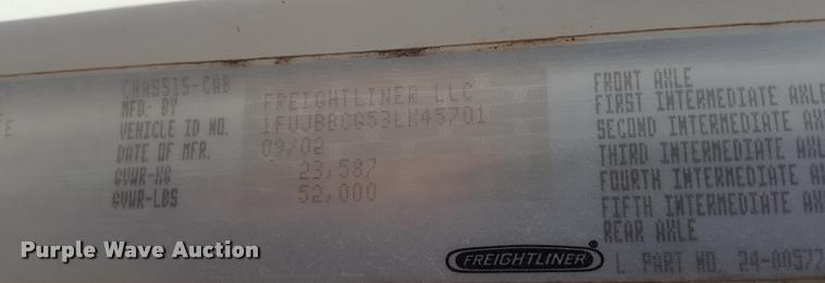 image for item L1641 2003 Freightliner Century ST120 semi truck