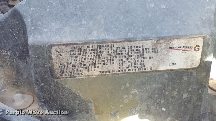 image for item L1642 2003 Freightliner Century ST120 semi truck