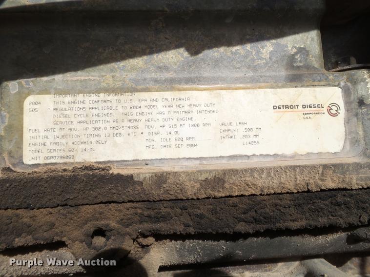 image for item L1643 2005 Freightliner Columbia semi truck