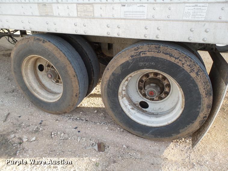 image for item L1649 2001 Lufkin dry van trailer