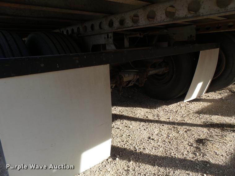 image for item L1650 2006 Lufkin dry van trailer