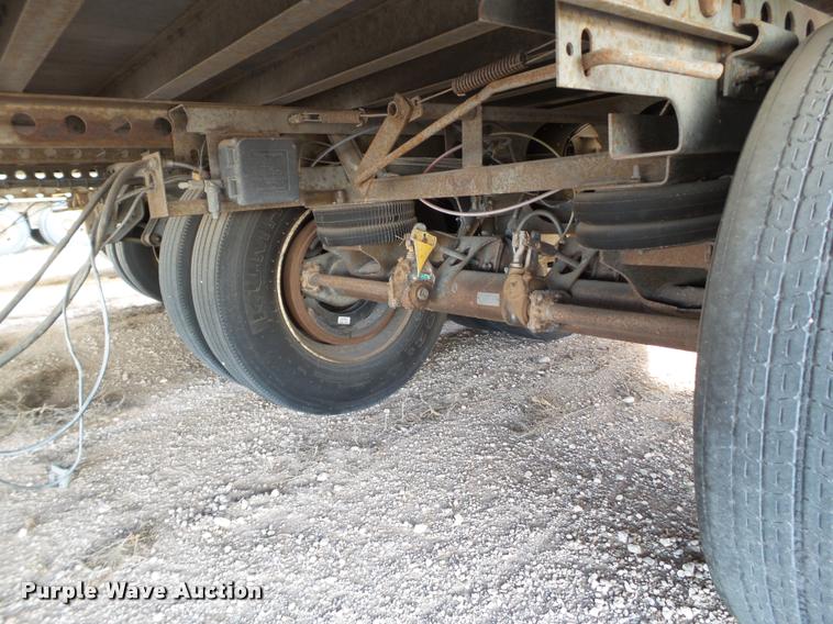 image for item L1650 2006 Lufkin dry van trailer