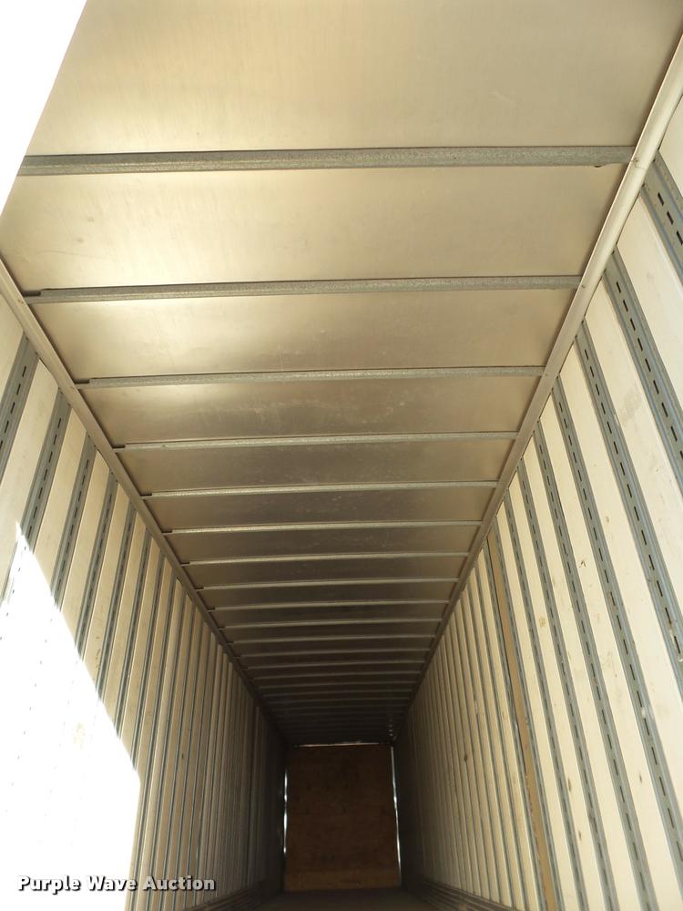 image for item L1651 2002 Hyundai dry van trailer