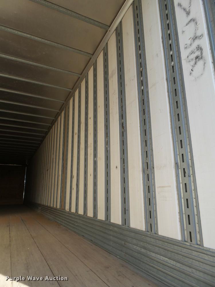 image for item L1651 2002 Hyundai dry van trailer