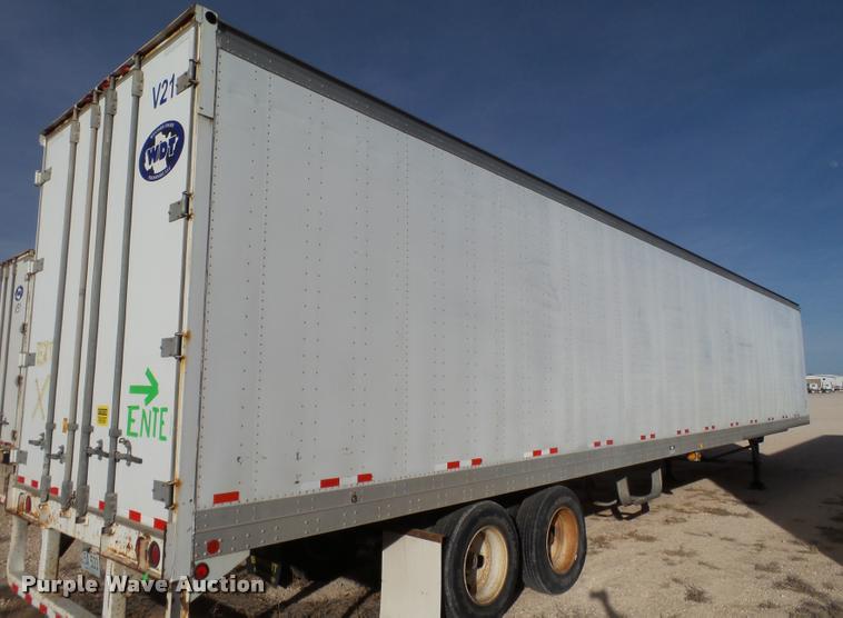 image for item L1652 2001 Lufkin dry van trailer