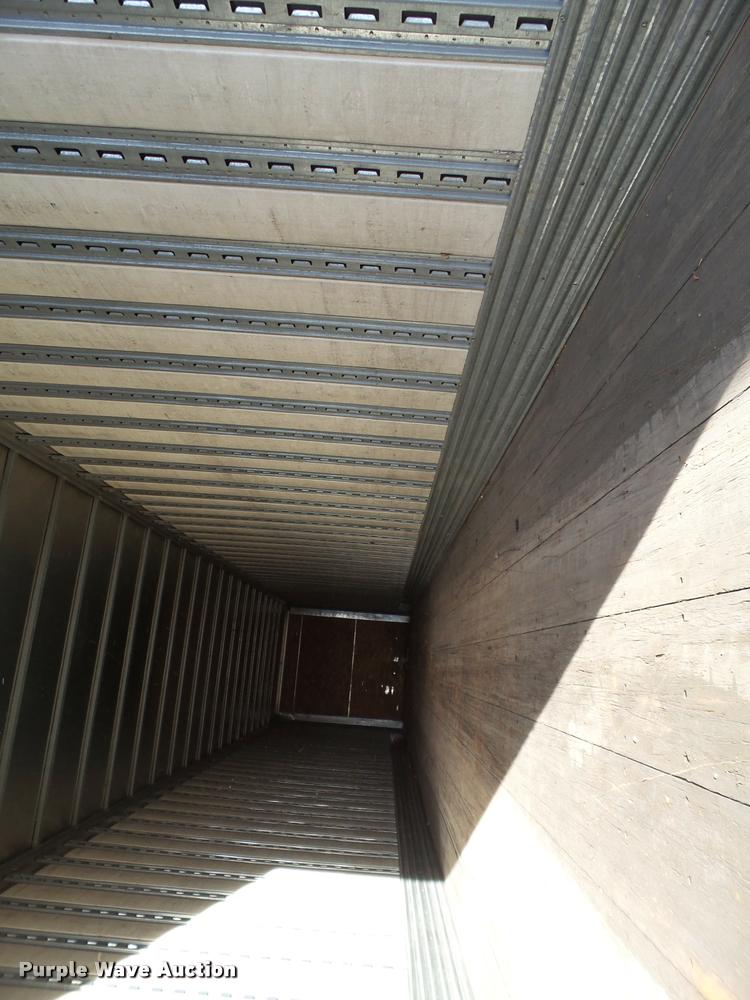 image for item L1653 2001 Lufkin dry van trailer