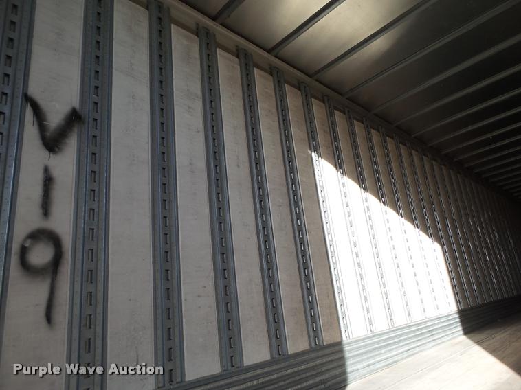 image for item L1653 2001 Lufkin dry van trailer