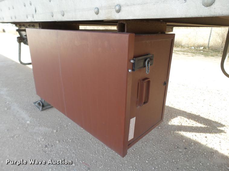 image for item L1656 2006 Lufkin dry van trailer