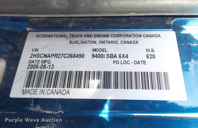 image for item L4531 2007 International 9400i semi truck