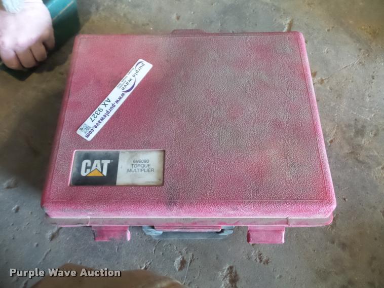 image for item AX9327 Caterpillar 6V6080 18:1 torque multiplier