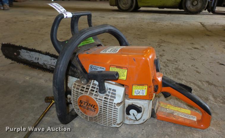 image for item AX9355 Stihl MS250 chain saw