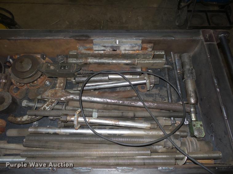 image for item AX9364 SPX Power Team hydraulic port-a-power