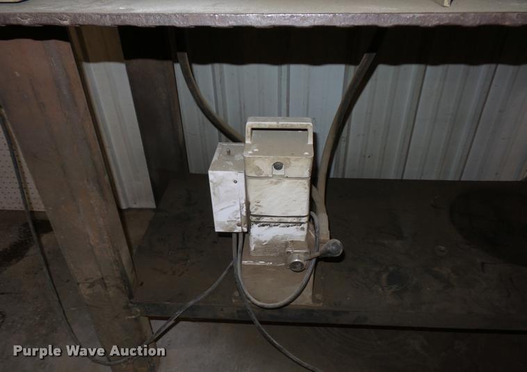 image for item AX9370 Caterpillar 4C9900 hose machine