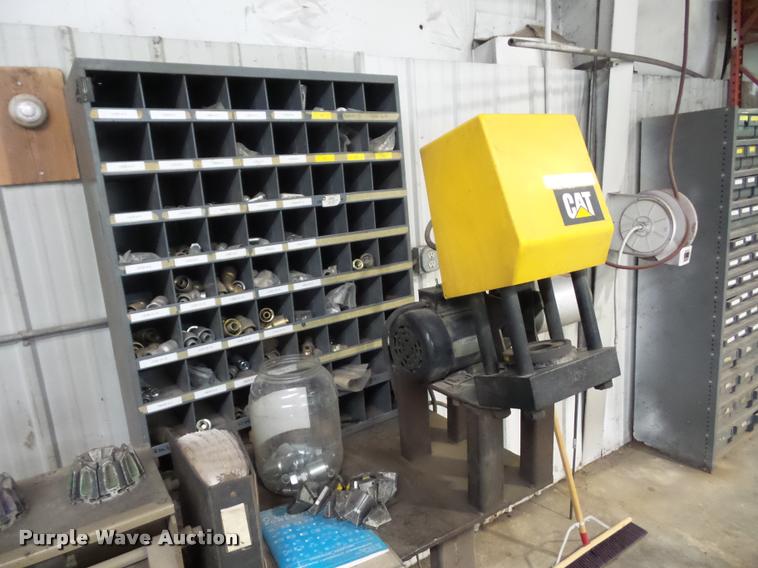 image for item AX9371 Caterpillar 4C3670 hose crimping machine