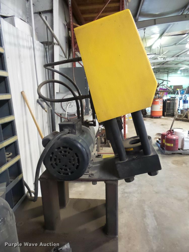 image for item AX9371 Caterpillar 4C3670 hose crimping machine