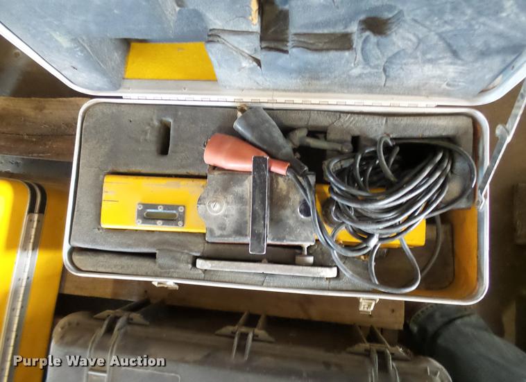 image for item BH9333 Assorted surveying and grading equipment