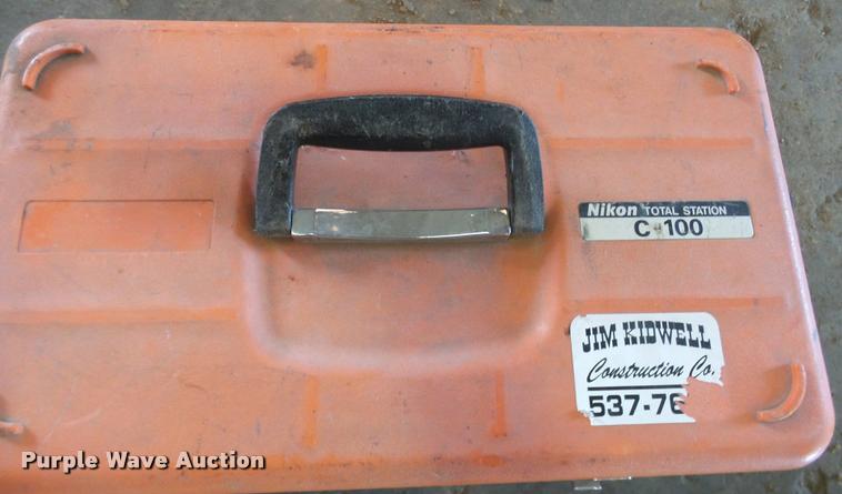 image for item BH9333 Assorted surveying and grading equipment