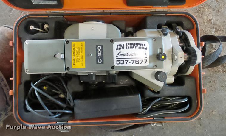 image for item BH9333 Assorted surveying and grading equipment