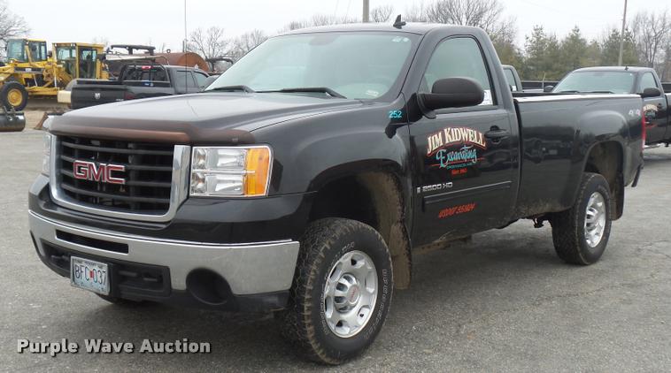 image for item DA5864 2009 GMC Sierra 2500HD pickup truck