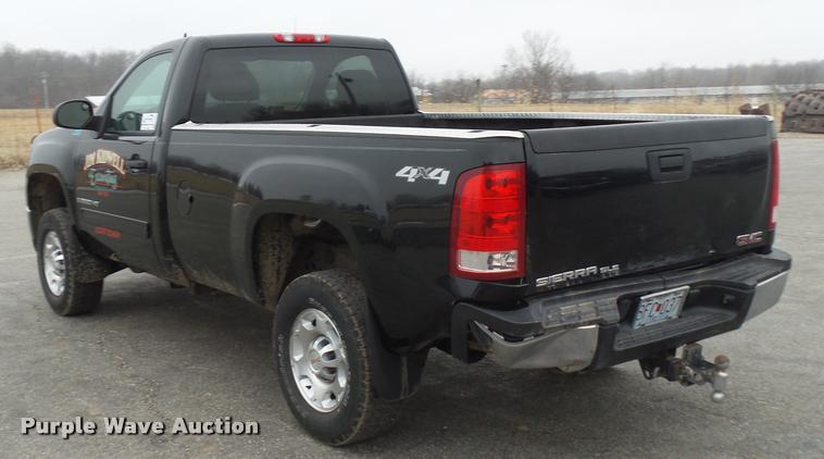 image for item DA5864 2009 GMC Sierra 2500HD pickup truck