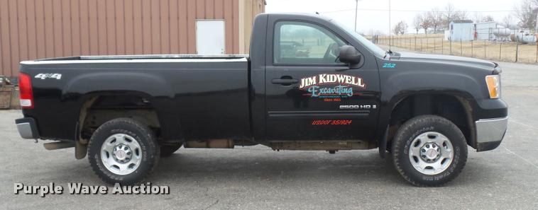 image for item DA5864 2009 GMC Sierra 2500HD pickup truck