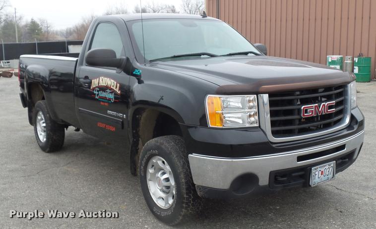 image for item DA5864 2009 GMC Sierra 2500HD pickup truck